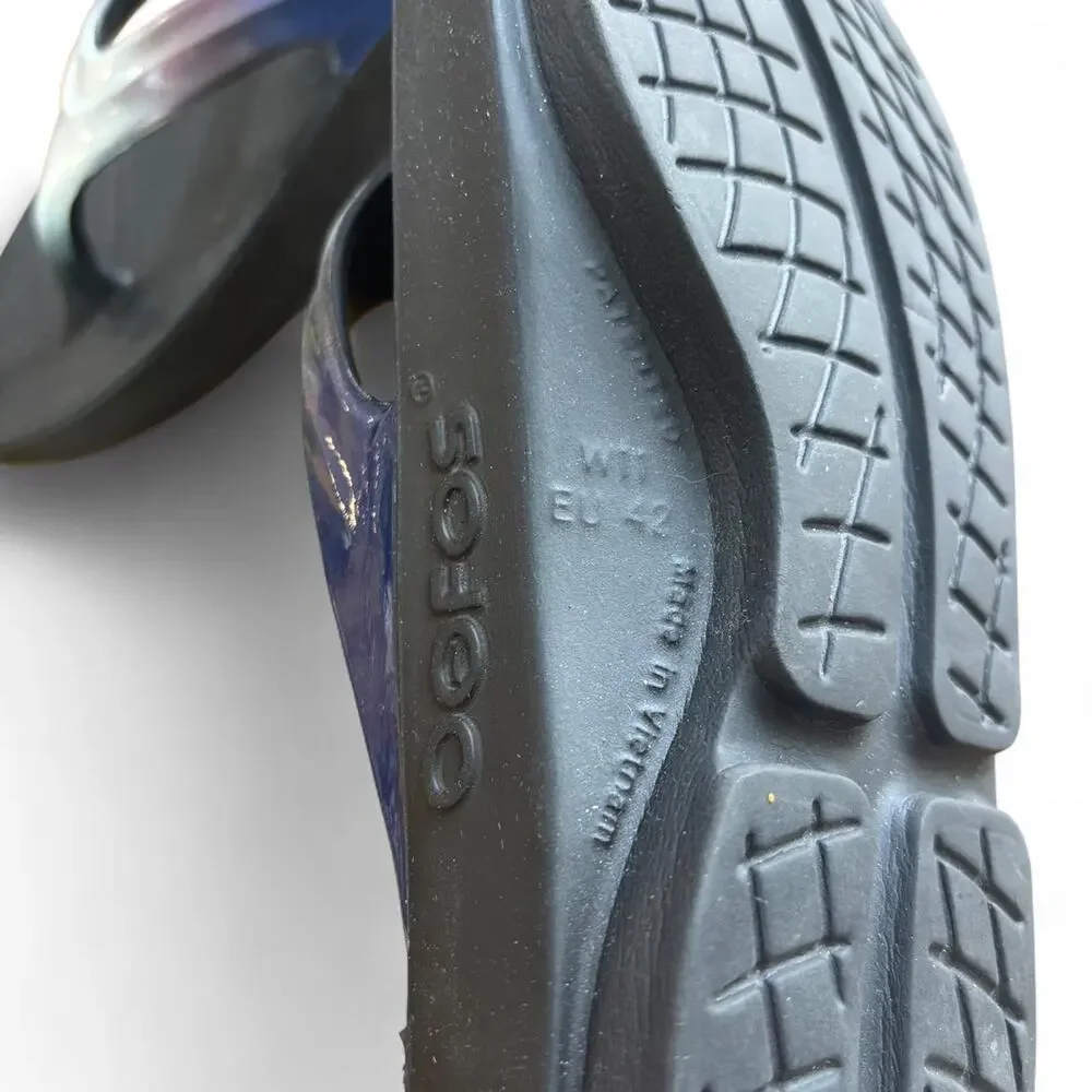 OOFOS OOmg / OOriginal Luxe Ombre Navy Blue Metallic Recovery Sandals W11/EU 42